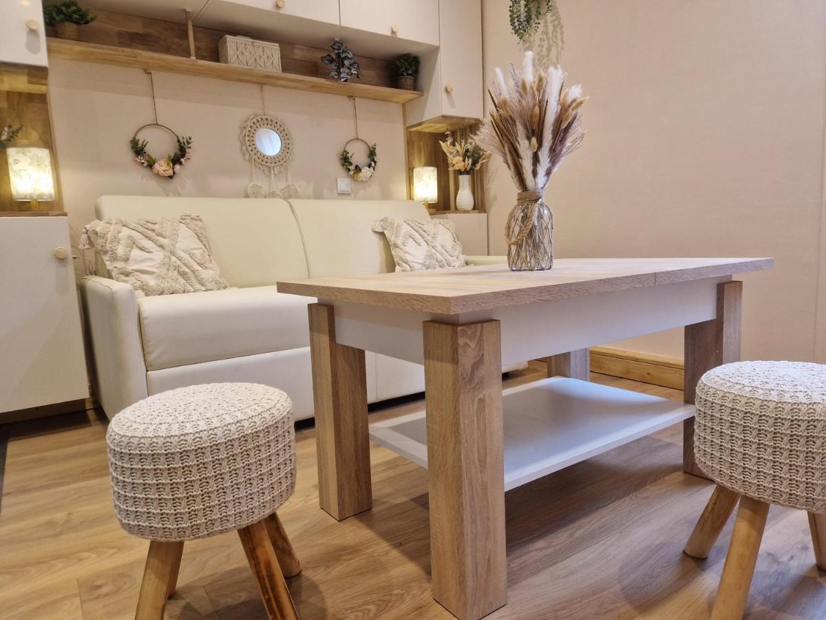 Le Mont Boheme Apartment แซ็งต์-แฌร์เวส์-เลส์-แบ็งส์ ภายนอก รูปภาพ